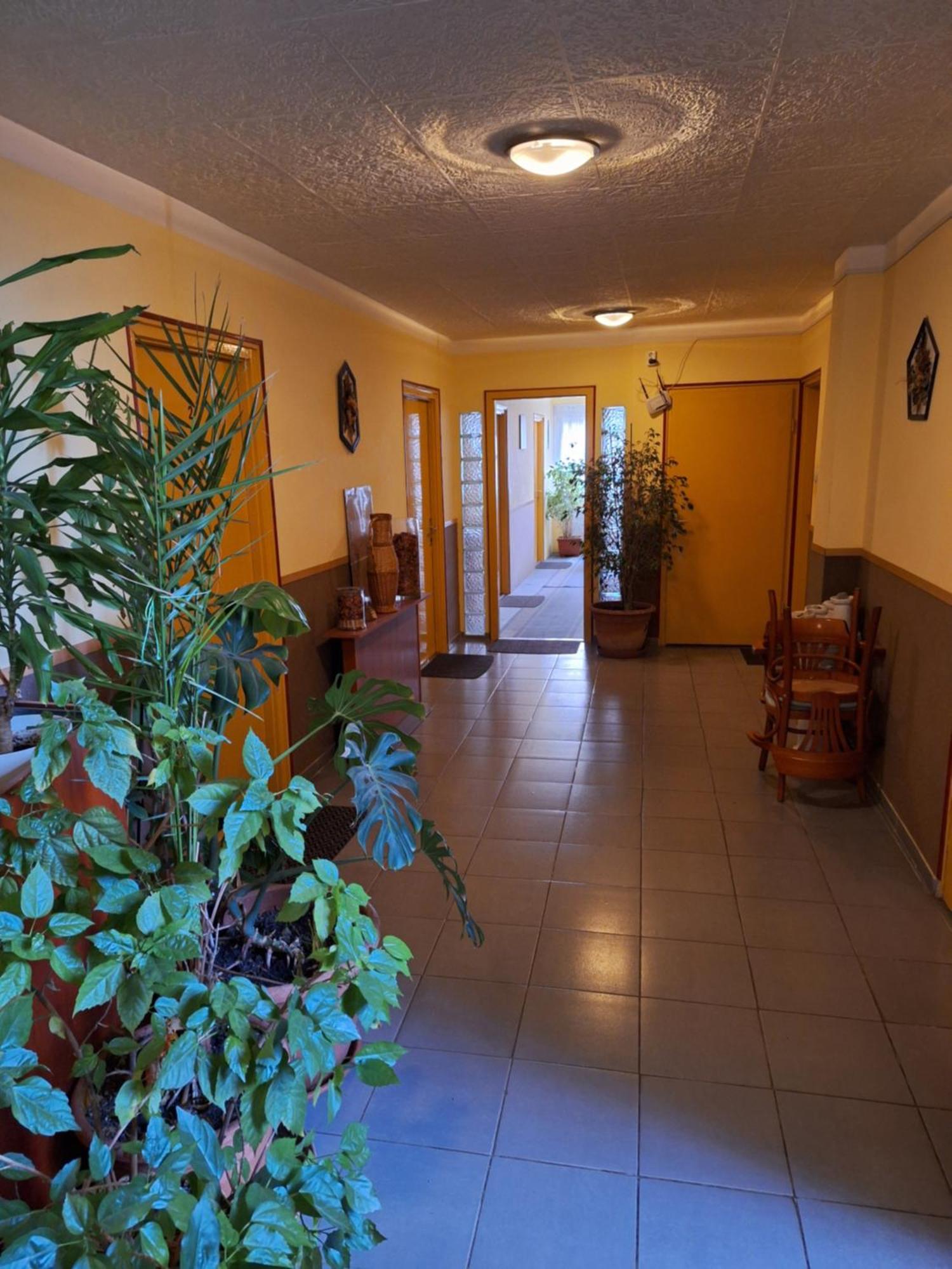 Grill Terasz Etterem Es Szallashely Mezokovesd Exterior photo