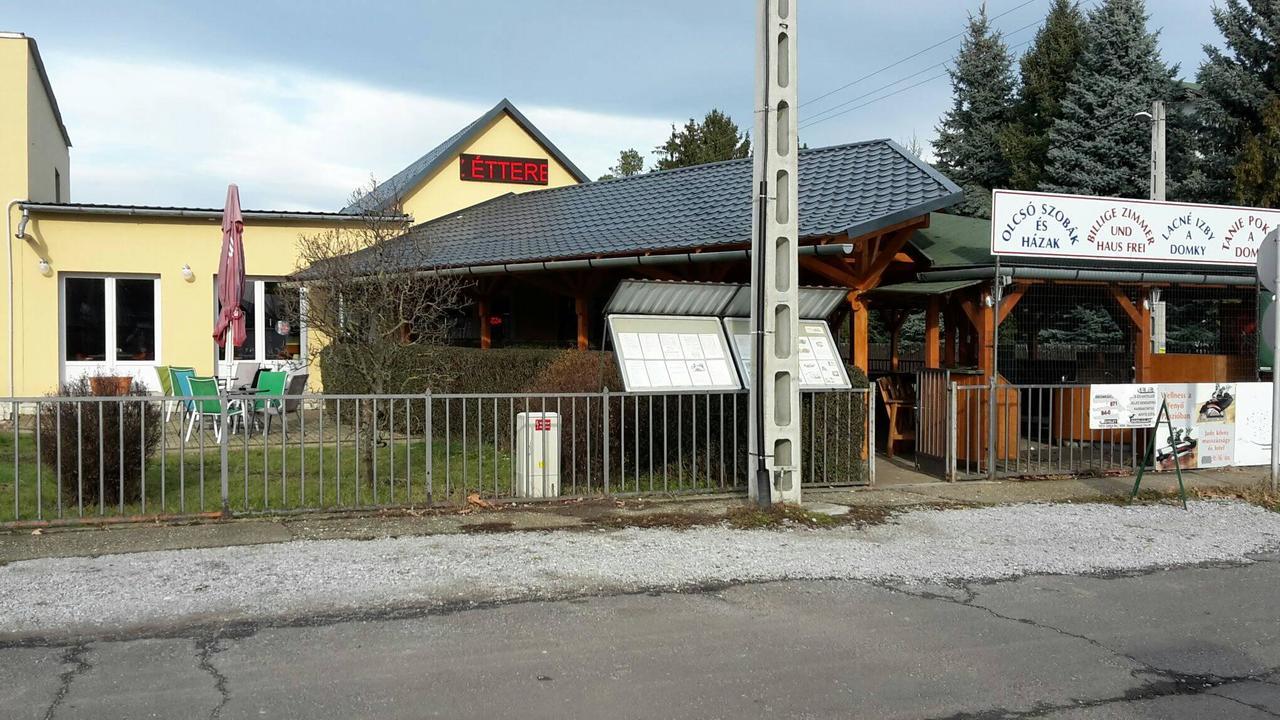 Grill Terasz Etterem Es Szallashely Mezokovesd Exterior photo